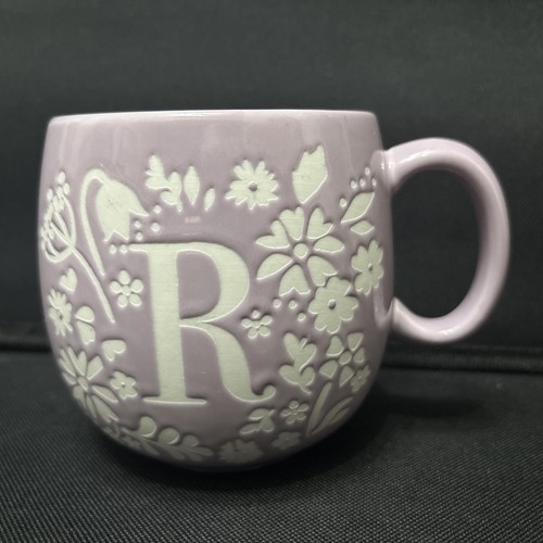 Fox ivy candy alphabet mug - &,