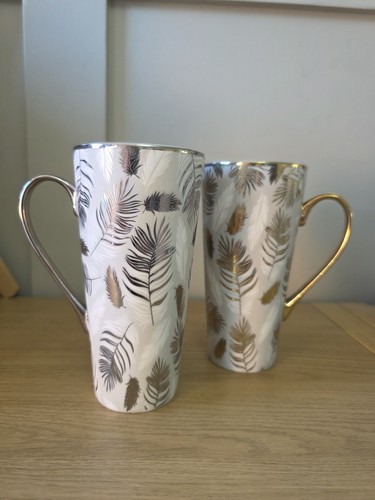 Pair tall latte fox and - fox, ivy